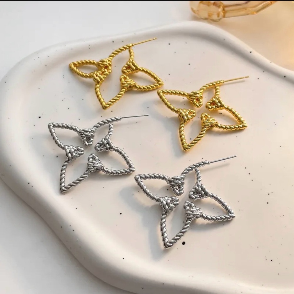 Jewelry set of Silver and 18k Gold plated Earrings
